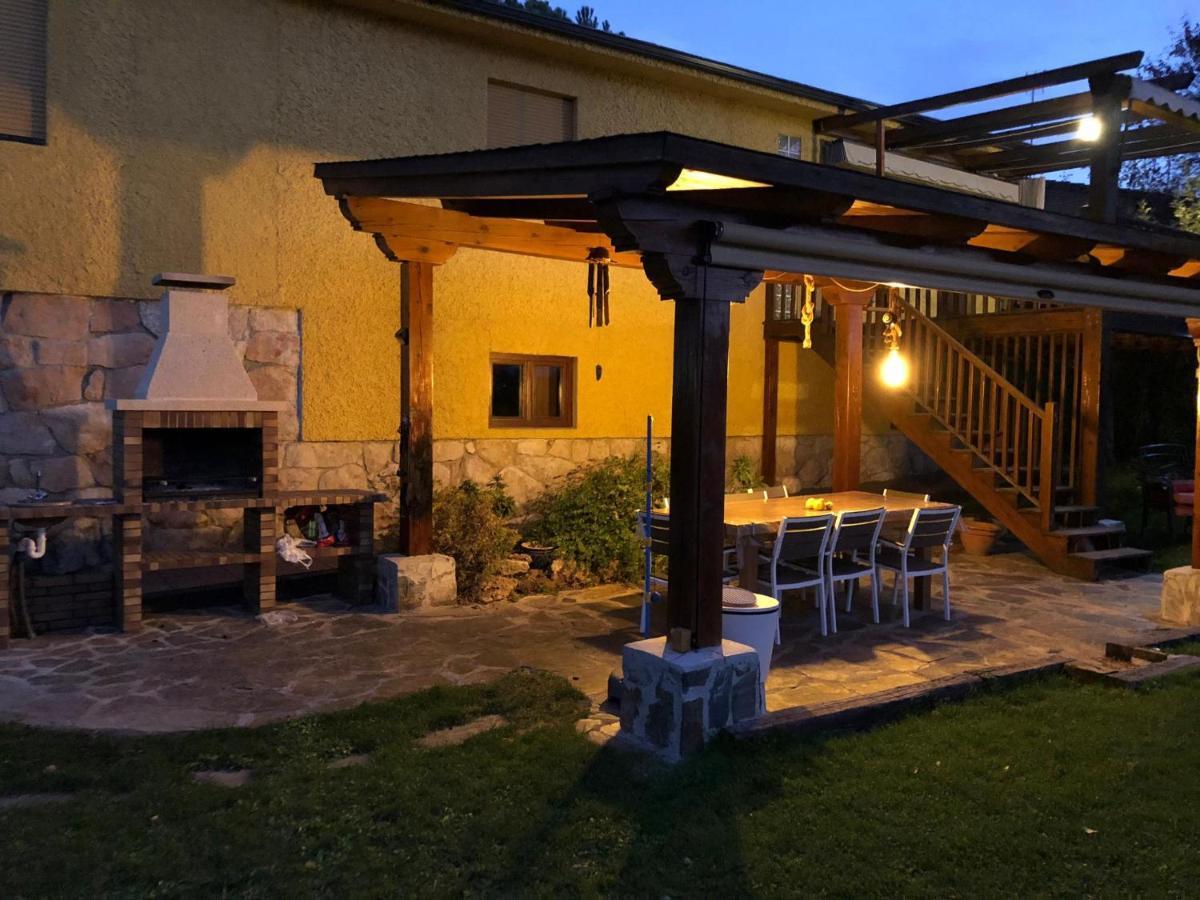 Margasol Villa Pedrezuela Exterior photo